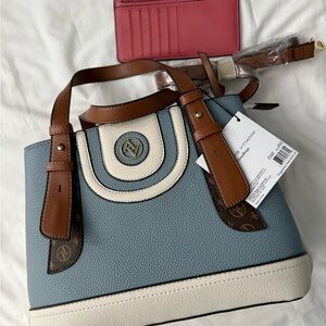 NWT Adrienne Vittadini Women’s Handbag